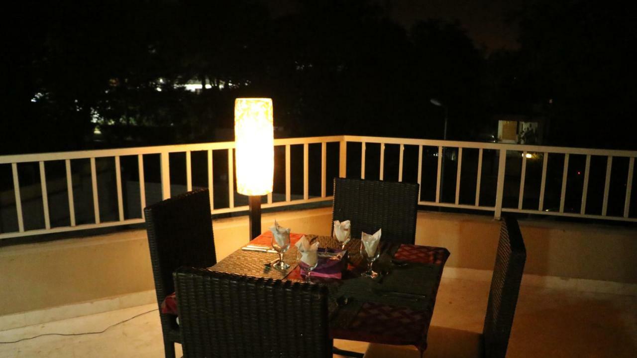 The Royal Manor Bed and Breakfast Islamabad Exterior foto